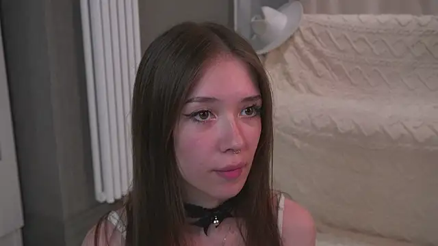 tinyanie Live XXX-chat