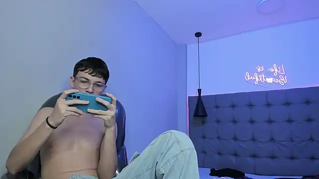 Marcello_Vega Live XXX-chat