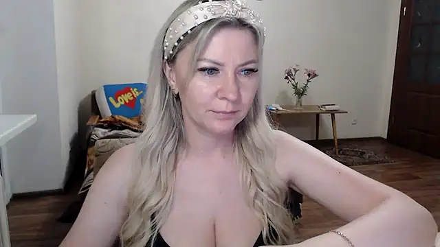 ParadiseAlina's Live XXX Chat