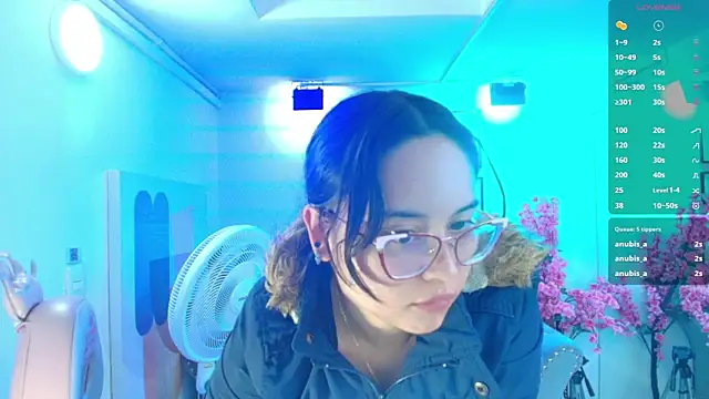 Shady_bug Adlı Modelin Canlı XXX Sohbeti