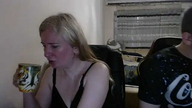 Show modela PeterAndJen na web-kameri