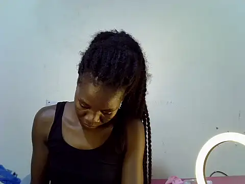 PetiteMelaninn Live XXX Chat