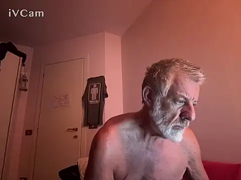 Chat +18 de PierPesaroX ao vivo
