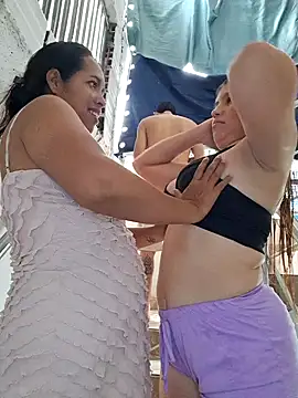Czat XXX na żywo – royalgirls_x