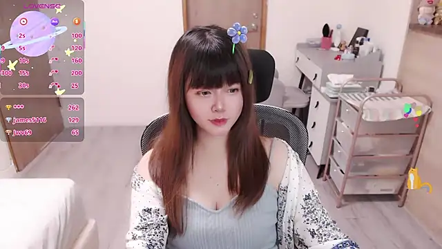 a0513's Live XXX Chat