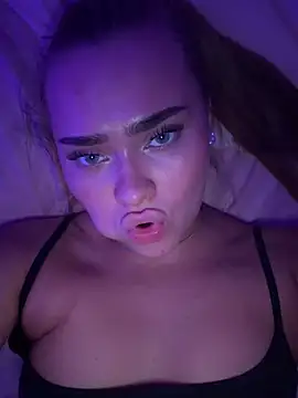 MonicaWestt's Live XXX Chat