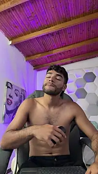AlejandroGreco Live XXX Chat