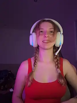 katyydel6 Adlı Modelin Canlı XXX Sohbeti