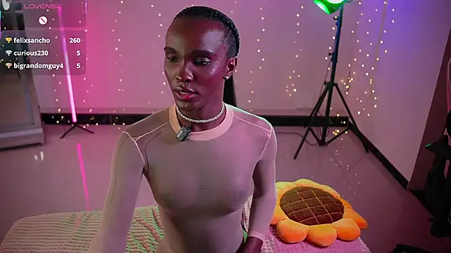 LuanaRisque Webcam Show