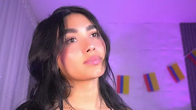 katy_rioss Adlı Modelin Canlı XXX Sohbeti