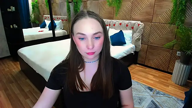 Chat XXX ao vivo de TrueReincarnation