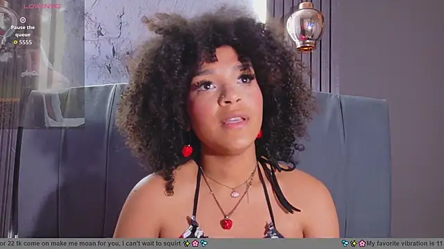 serena_sex31: απευθείας συνομιλία ΧΧΧ