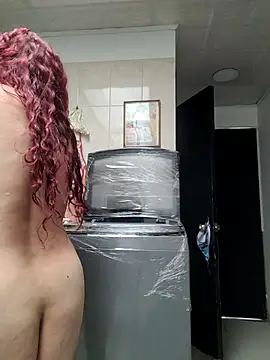 Scarlet_curly8a: απευθείας συνομιλία ΧΧΧ