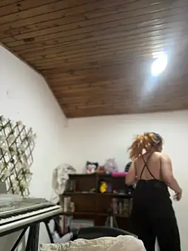 XXX chat uživo modela NikkiNix