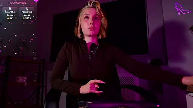 ClaireMathis' Live XXX Chat