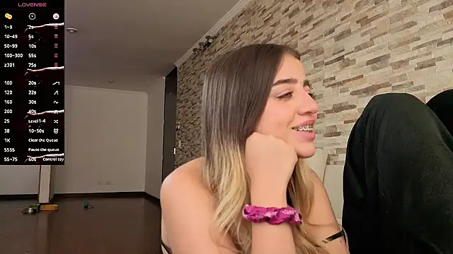 cute_emmma Adlı Modelin Canlı XXX Sohbeti