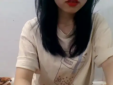 kiraa-007 即時 XXX 聊天