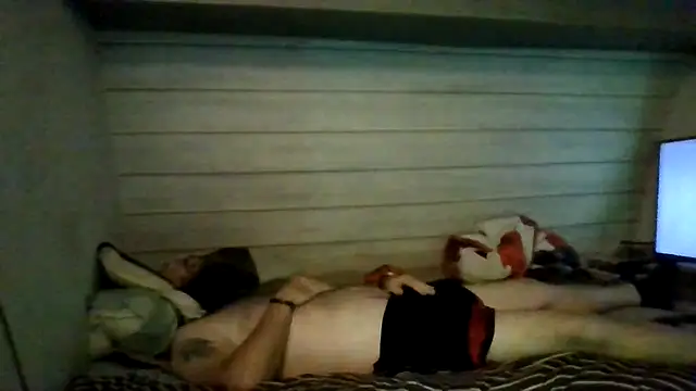 Chatroom XXX en direct de ThisGuy42o