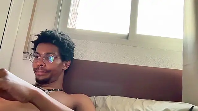 HoleBreeder Live XXX-Chat
