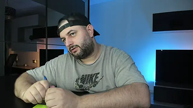 DravenPeak's Live XXX Chat