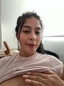 Sophie__Foxxx's Live XXX Chat