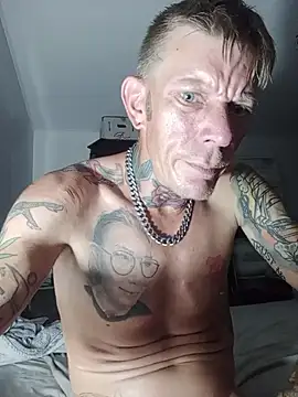 Der_Schoene_Penis Chat XXX in diretta