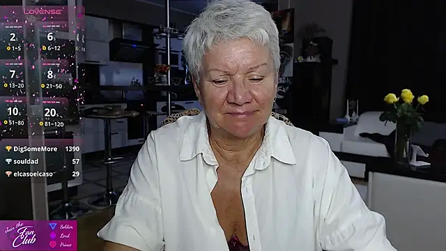 Chatroom XXX en direct de roxana_brooks
