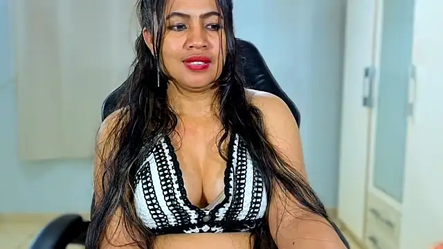 Chatroom XXX en direct de FannyXhot