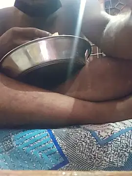 DesiboyMBJ2026's Live XXX Chat