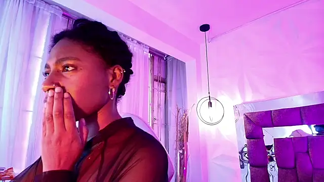 Queen_perla_ 라이브 XXX 채팅