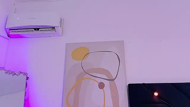 kinkylittlegirll Live XXX Chat