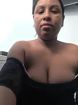 Francesca_ferrari Chat XXX live