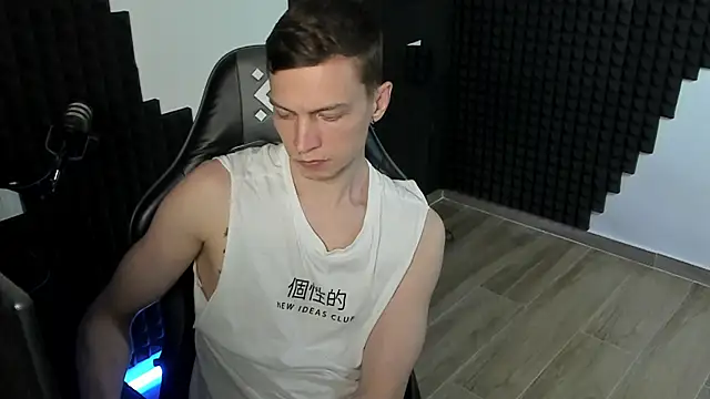 Chat XXX Live More_than_friend