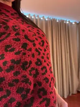 دردشة Zandrina الجنسية المباشرة