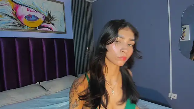 LauraAristizabal 即時 XXX 聊天