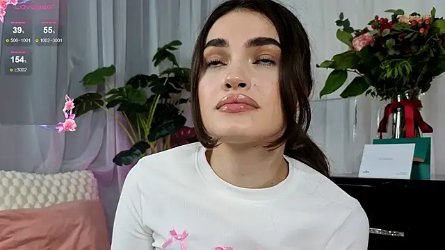 SweetAuraa: απευθείας συνομιλία ΧΧΧ