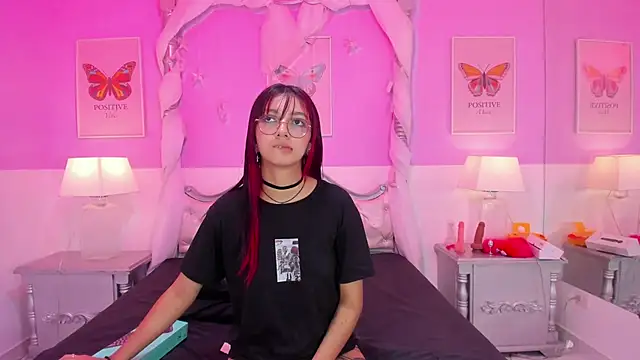 TaniaPierce 라이브 XXX 채팅