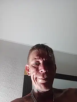 Der_Schoene_Penis XXX чат на живо