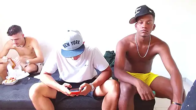 Chat XXX ao vivo de almighty_god