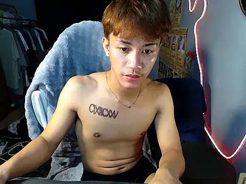 naughtyboyloy_0: вебкам-шоу
