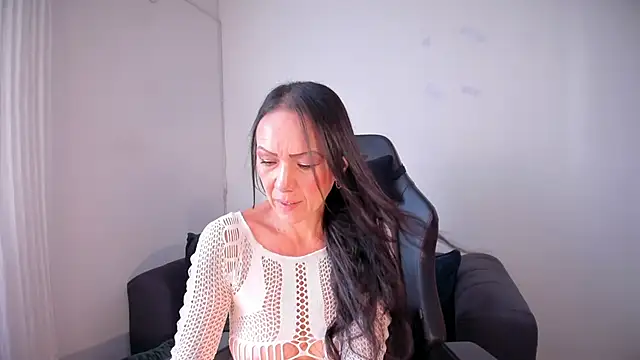 CleoEmberr_n Live XXX chat