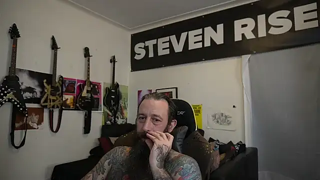 StevenRiseNYC 即時 XXX 聊天