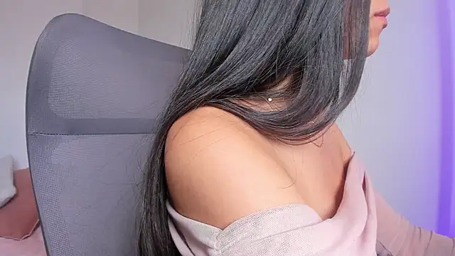 canelleGarces – Live XXX-chat