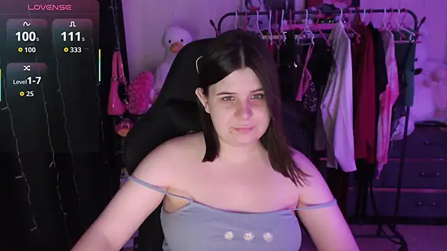 צ'אט XXX בשידור חי של AmyVibess
