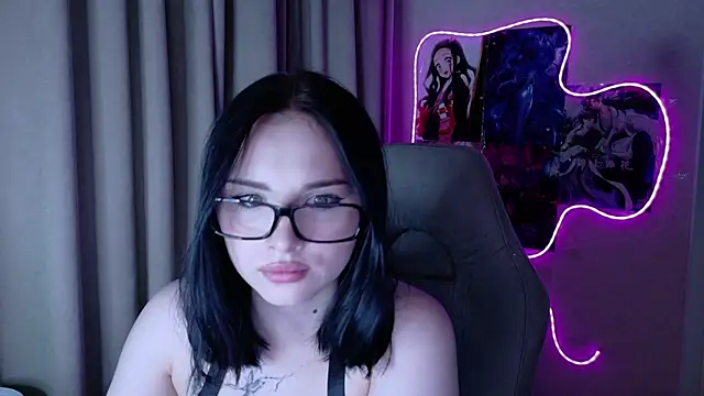צ'אט XXX בשידור חי של babyellly