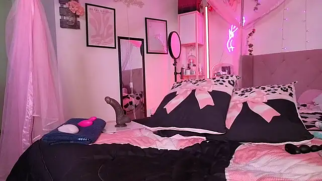 VixenCapri Chat XXX in diretta