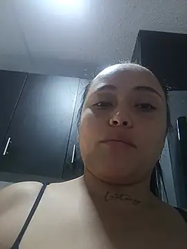 eliclasss Adlı Modelin Canlı XXX Sohbeti
