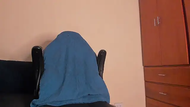 Tyler_Waka01: απευθείας συνομιλία ΧΧΧ