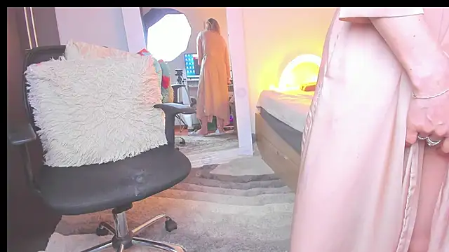 SharonVelvet Adlı Modelin Canlı XXX Sohbeti