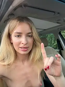 EvieEvans Chat XXX in diretta